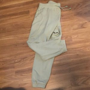 Aritzia TNA Perfect Sweatpants